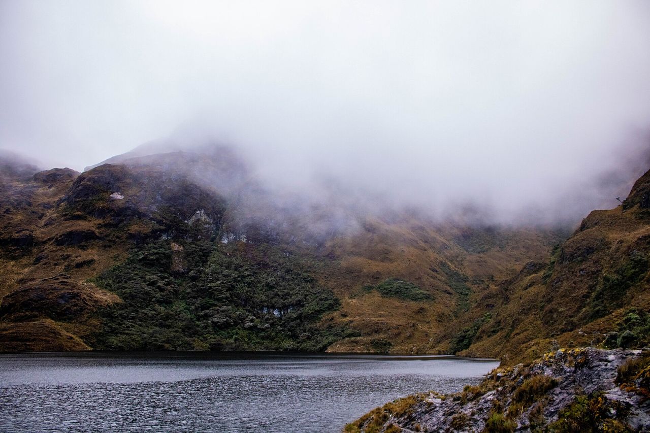 Laguna altoandina en Huancabamba